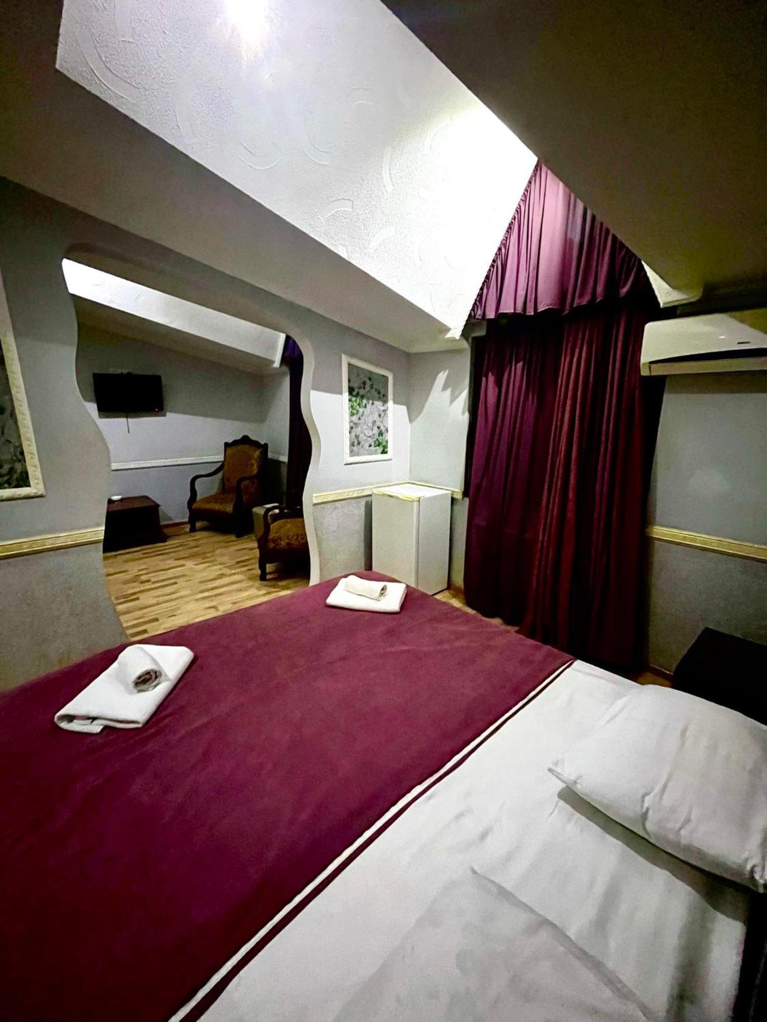 B&B Europa Hotel Kutaisi Bagian luar foto