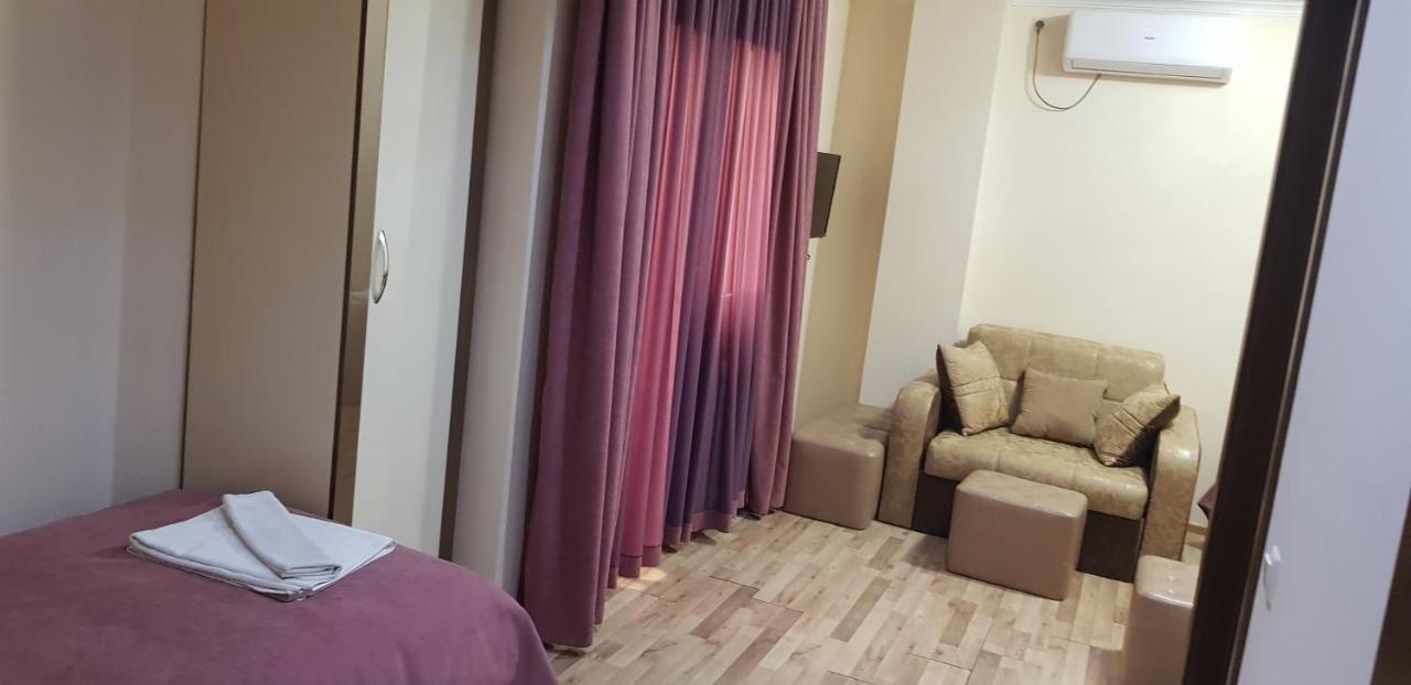 B&B Europa Hotel Kutaisi Bagian luar foto